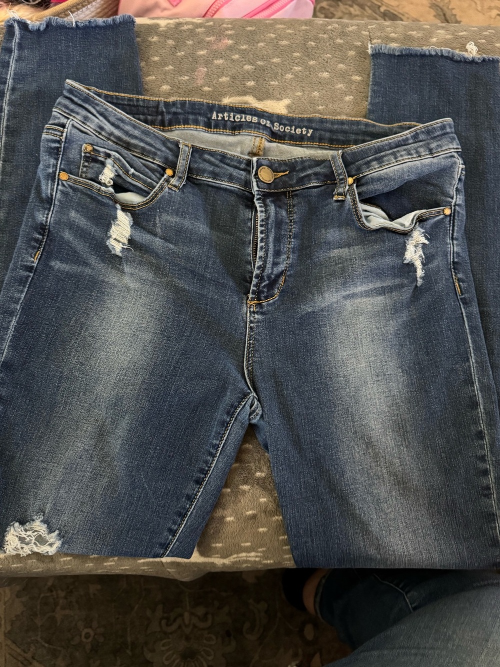 Articles Of Society Women's Faded Blue Skinny Jeans with Distress